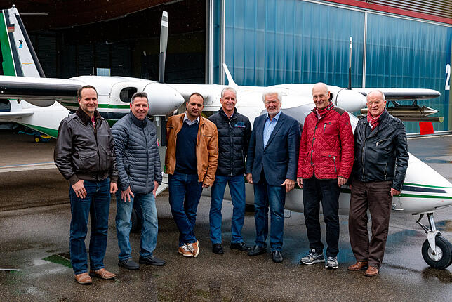 Hagelflieger in Donaueschingen..vlnr. Piloten Markus Duwe, Holger Miconi, Sebastian Keller, Schriftführer Gerhard Vetter, 1. ...