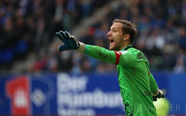 Hamburger SV - 1899 Hoffenheim Fußball, Bundesliga, Hamburger SV - 1899 Hoffenheim, 27. Spieltag am 19.03.2016 im Volksparkstadion in Hamburg. Hoffenheims Torwart ...