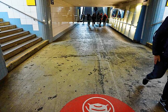 Die Unterführung am Bahnhof soll gestalterisch aufgewertet werden, unter anderem mit einem neuen Bodenbelag und mehr Licht im ...