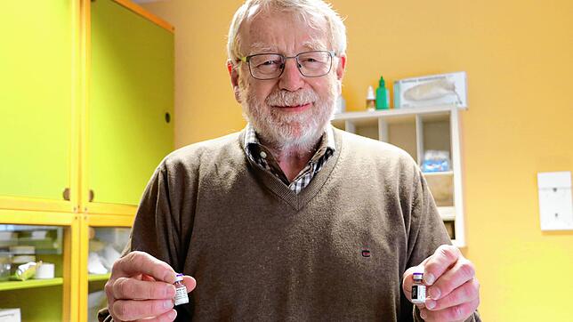 Dr. Jürgen Meyer unterstützt wie alle weiteren Kollegen in den Bonndorfer Haus- und Kinderarztpraxen die Impfkampagne gegen das ...