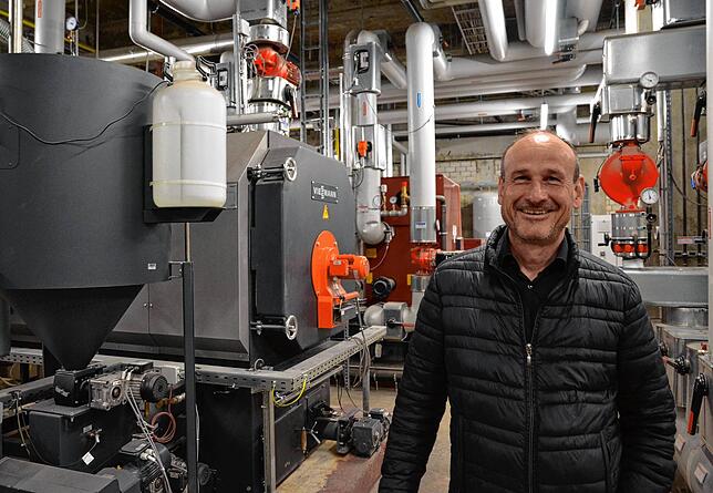 Komplett erneuert wurde auch die Haustechnik. Und Liegenschaftsamtsleiter Harald Betting freut sich, dass der Landkreis dadurch seinen ...