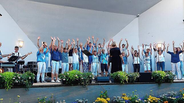 Sommerkonzert mit ProSäcko im Schlosspark von Bad Säckingen.