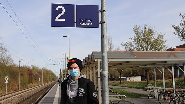 Luca Sing fährt jeden Tag von Petershausen mit einem Zug der SBB nach Wollmatingen zu seiner Ausbildungsstelle. Der Konstanzer musste ...