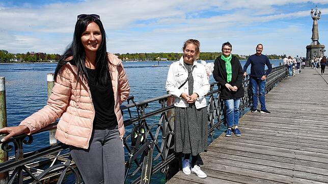 Sie gehen offen mit ihrer MS-Erkrankung um und ermutigen Betroffene bei den Treffen der Amsel-Kontaktgruppe (von links): Nicole Widua ...