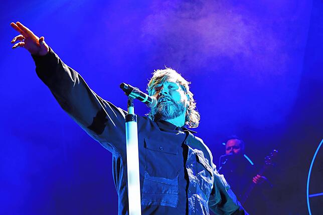 Rea Garvey begeisterte mit seiner Band mehr als 4000 Besucher beim dritten Konzert der Open-Air-Reihe in Salem.
