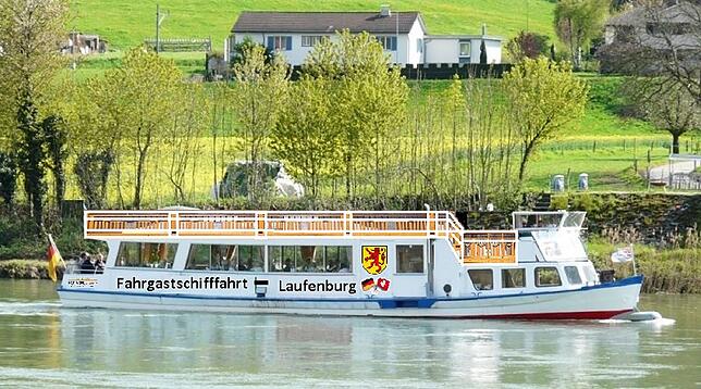 So will Holger Große das Ausflugsschiff umbauen: das Ruderhaus nach vorne, Sitzmöglichkeiten auf dem Dach, die Küche unter Deck.