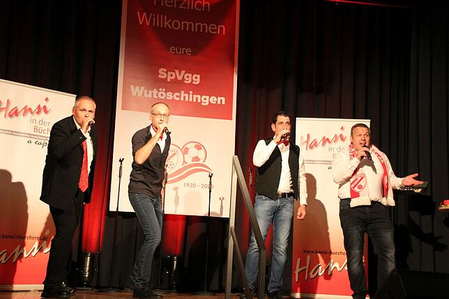 Die A-cappella-Band Hansi in der Bücherei mit Markus Büche (von links), Hansjörg Stoll, Daniel Büche und Christof Büche konnte vom ...