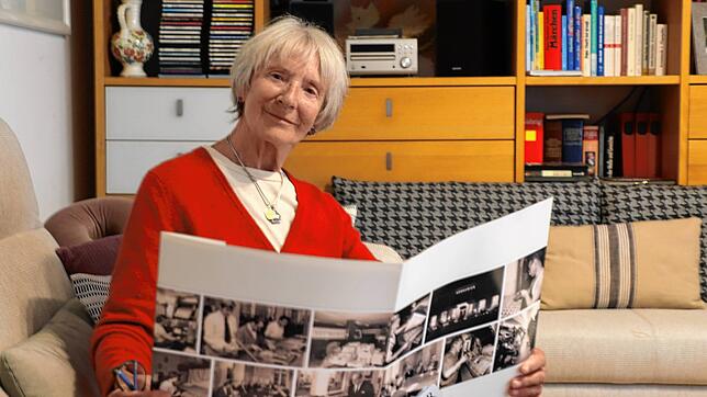 Doris Mühle ist am 8. September 1945 geboren und somit auf den Tag so jung wie der SÜDKURIER. Zu ihrem Ehrentag erhielt sie einen ...