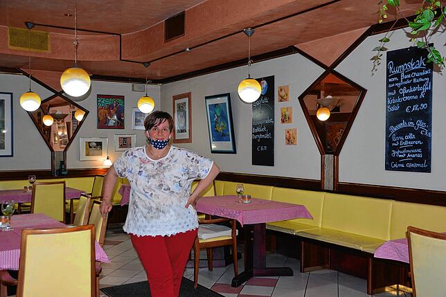 Maren Isak-Jentzen, Inhaberin des Bistro Matisse in Bad Dürrheim, hier im Januar 2021, rechnet am Anfang mit einer verhaltenen Reaktion ...
