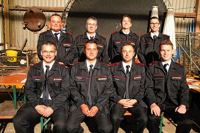Neuwahlen gab es 2021 bei der Feuerwehrabteilung Wangen. Nach 16 Jahren in der Abteilungsleitung verabschiedete sich Ingo Neukum (vorn, ...