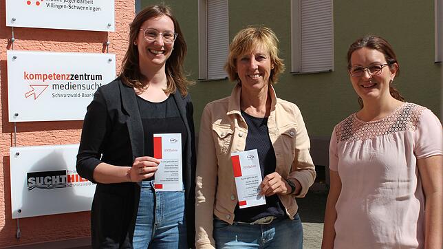 Sie helfen bei Suchtproblemen: Pia Wenzler (von links), Inge Häßler und Anja Stumpf von der Fachstelle Sucht in der ...