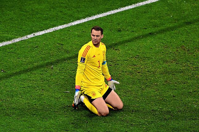 Deutschlands Torwart Manuel Neuer nach dem Tor zum 1-1.