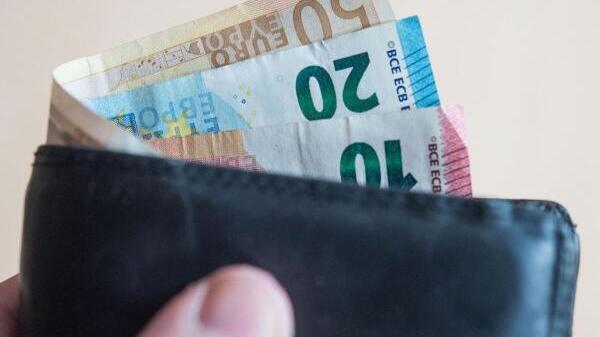 Die Zahlung des Arbeitslosengelds kann vorübergehend ausgesetzt werden. Ist das beim Bürgergeld auch möglich?