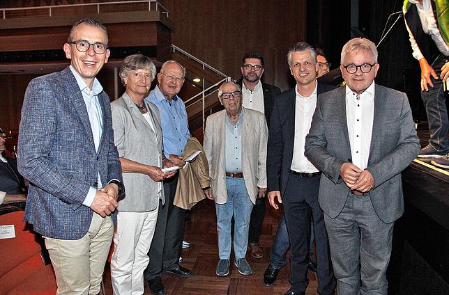 Bild 2: 50 Jahre Eingemeindung: Die Bilder vom Festakt in den Donauhallen