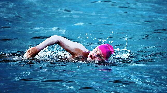 Sarah Thomas auf ihrem Weg von Bodman nach Bregenz in unter 20 Stunden.