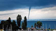 Extremes Wetter mit spürbaren Folgen: Vergangene Woche gab es sogar eine Wasserhose über dem Bodensee. Der Pegel ist deutlich gestiegen.