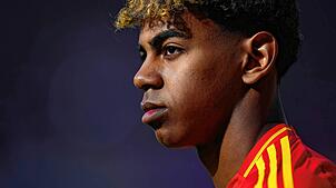 Spaniens Jungstar Lamine Yamal ist mit einem Rekord in seine erste Euro gestartet. Das Supertalent des FC Barcelona stand bei Spaniens ...