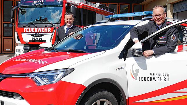 Das neue Führungsduo der Singener Feuerwehr: Der neue Kommandant Mario Dutzi (links) und sein Stellvertreter Kai Olbrich, der jüngst in ...