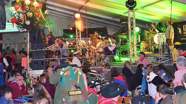 Bild : Das war die Partynacht der Narrentage mit der Froschenkapelle in Bildern