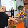 Prälatin Dagmar Zobel, Synodalvorsitzende Gisela Bruszt, Landesbischof Jochen Cornelius-Bundschuh und Dekanin Regine Klusmann freuen ...