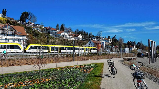 Hier könnte im nächsten Jahr der Gartenschau-Zug zwischen Radolfzell und Lindau halten. Laut LGS-Geschäftsführer finden dazu Gespräche ...