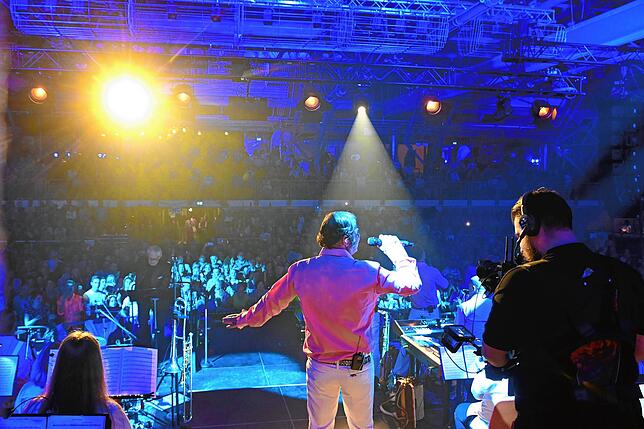 Bild 7: Bilder von der Schlagerrevue (2): Ein Blick hinter die Bühne und großer Spaß im Rampenlicht