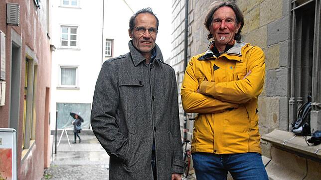 Klaus Woerner (links) und Helmut Norwat von der Gruppe Überlingen Zero setzen sich für eine klimaneutrale Stadt bis 2035 ein. Sie ...