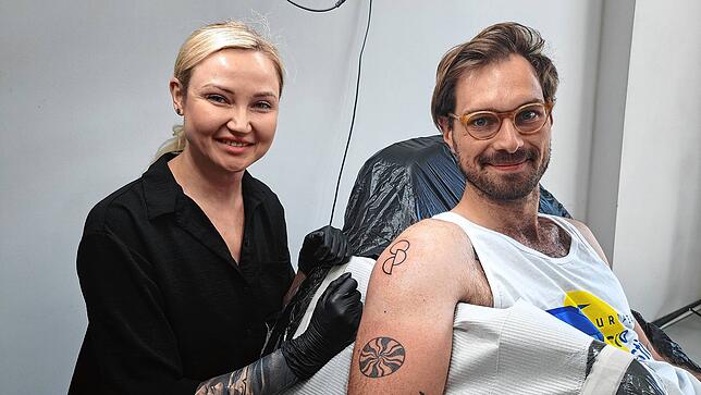 Zufrieden mit dem Ergebnis: Ekaterina Gerasimova und Simon Conrads.