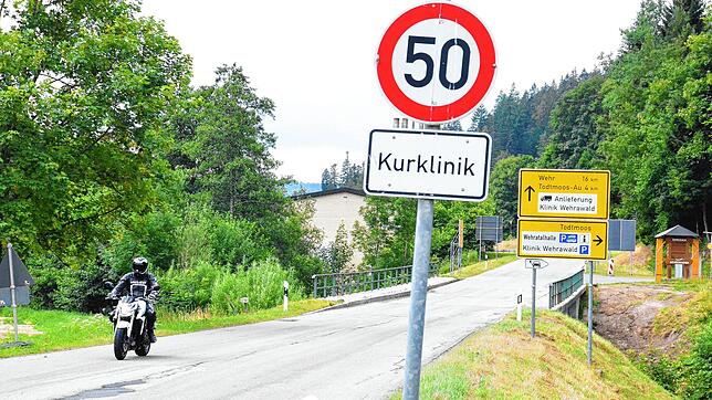 Der an der kurvigen und landschaftlich schönen Strecke durchs Wehratal gelegene Kurort Todtmoos leidet besonders unter Motorradlärm.