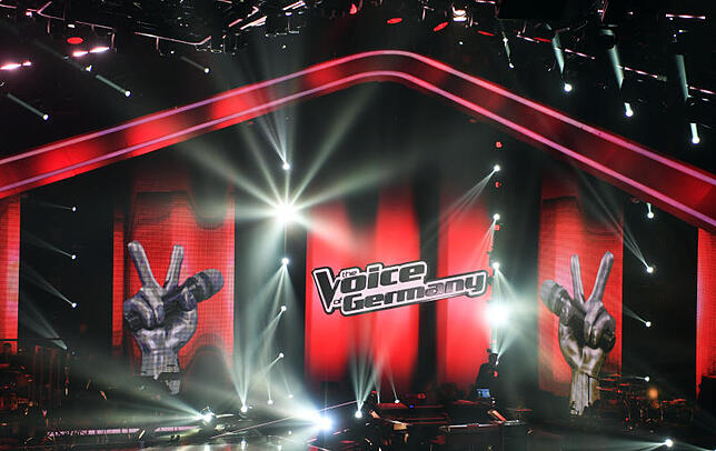 Das Logo der Castingshow "The Voice Of Germany" (Sat.1 und ProSieben) auf der Bühne beim Finale 2016.
