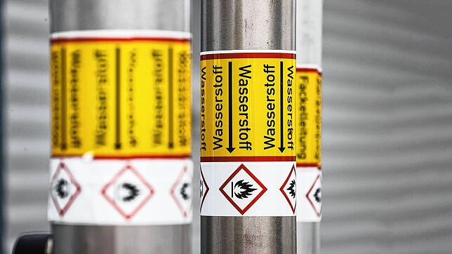 Leitungen für flüssigen Wasserstoff: Grün erzeugtes H2 ist der Energieträger der Zukunft.