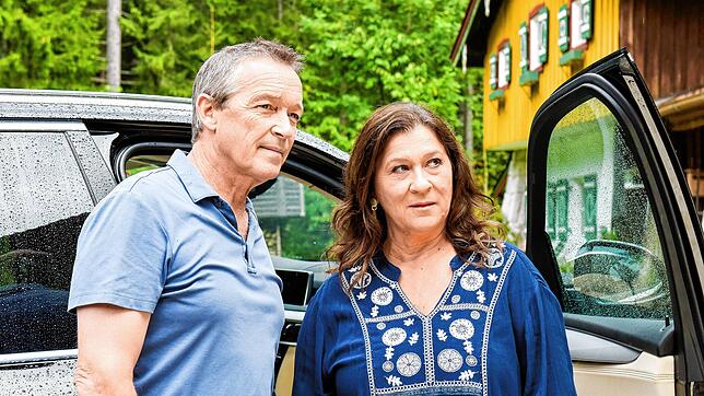 Vinz Huber (Michael Roll) und Eva Lorenz (Eva Mattes) verstehen sich gut – einig sind sie sich aber nicht immer.