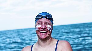 Sarah Thomas ist aus Colorado angereist, um im Bodensee diese sportliche Höchstleistung zu absolvieren.