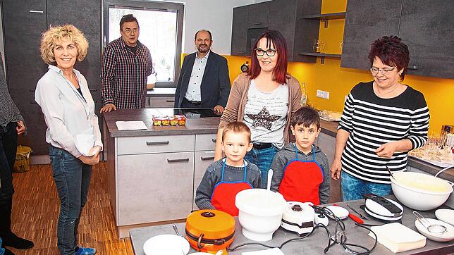 Der Kindergarten St. Martin ist zu normalen Zeiten eine echte Oase des Wohlfühlens für die Kinder, die sich die Stadt auch einiges ...