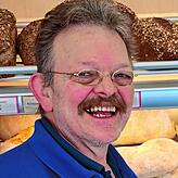Brennt immer noch für sein Handwerk: Bäckermeister Peter Kopp. Über die Schließung der Filiale im Konstanzer Stadtgebiet sagt er: „Du ...