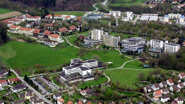 Blick aus das ehamalige Bad Säckinger Krankenhaus und das Kurgebiet.