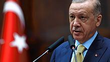 Der türkische Staatspräsident Recep Tayyip Erdogan geht hart gegen Andersdenkende vor.