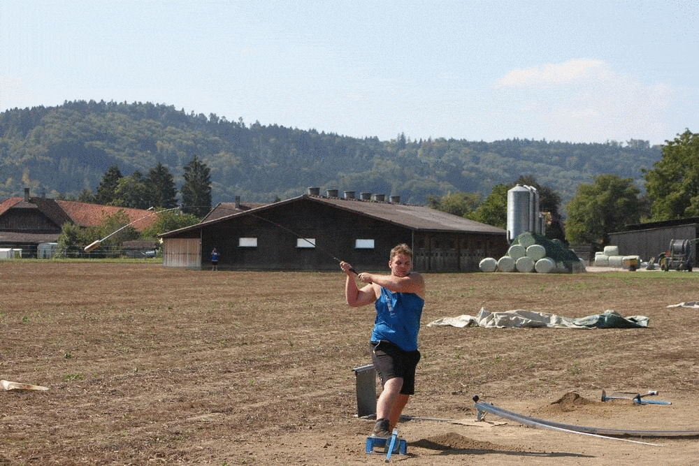 Hochrhein/Schweiz: Schwingen, Steinstoßen und Hornussen: Die ...