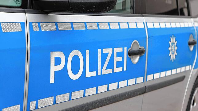 Große Mengen Treibstoff wurden die Beute von Dieseldieben – hier ein Symbolbild eines Polizeifahrzeugs.