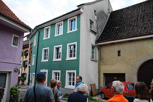 Nach langer liebevoller Renovierung wurden bereits einige der historischen Häuser der Stühlinger Altstadt zu wahren Schmuckstücken ...