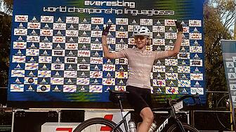 Annette Griner aus Niederhof gewann auf Sizilien die Vizeweltmeisterschaft im Everesting. Sieben Mal fuhr sie von Linguaglossa am Fuß ...
