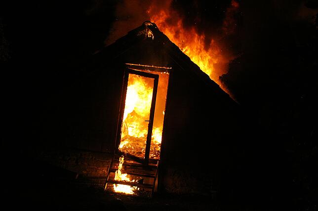 Bild 5: Bilder vom Scheunenbrand in Klengen
