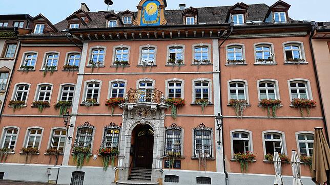 Markant ist die Fassade des Waldshuter Rathauses. Daher können Optimierungen nach Einschätzung von Architekt Ernesto Preiser aller ...