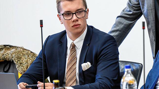 Daniel Halemba bei der konstituierenden Sitzung der AfD-Landtagsfraktion im Landtag Bayern.