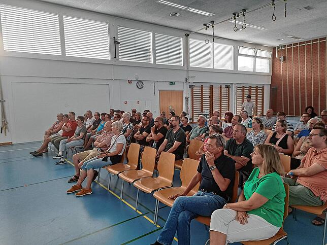 Die Bürger in Sisseln werden informiert. Sie hatten die Fusion mit den anderen Gemeinden abgelehnt.