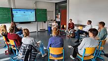 Beim pädagogischen Tag am Hochrhein-Gymnasium ging es um die Demokratiebildung von Schülern. Foto: Alexander Maus
