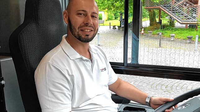 Ein Kavalier der Straße: Der Konstanzer Busfahrer Slavisa Pajic.