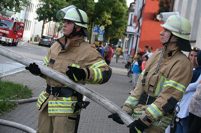 Bild 9: Weinhaus Schunk brennt aus &ndash; Bilder vom Brandort Teil 2