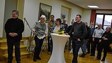 Gemeinderäte, Vertreter der Vereine, der politischen Parteien, der Kirchen und der Freiwilligen Feuerwehr sowie Mitarbeiter der Gemeinde ...