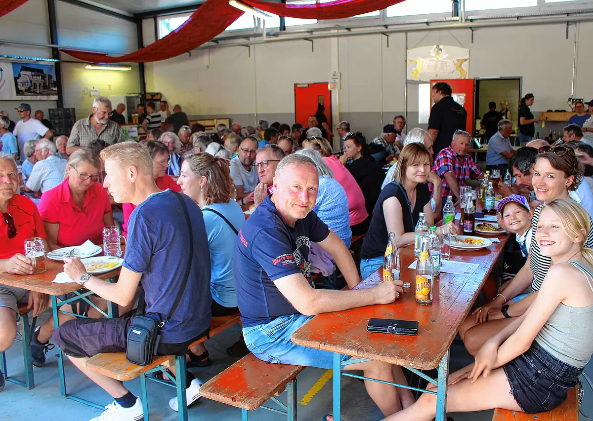 Feuerwehr HerdwangenSchönach feiert mit vielen Gästen SÜDKURIER
